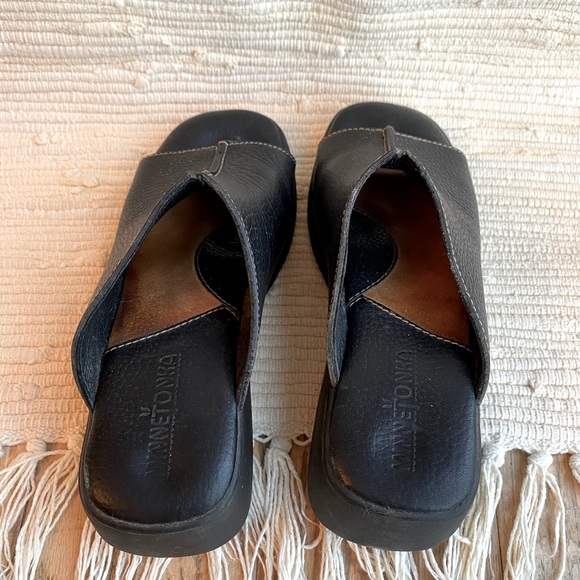 Minnetonka Platform Mules/Sandals - Picture 5 of 5